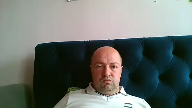 Luceriusbigass online show from May 16, 2026, 6:45 am