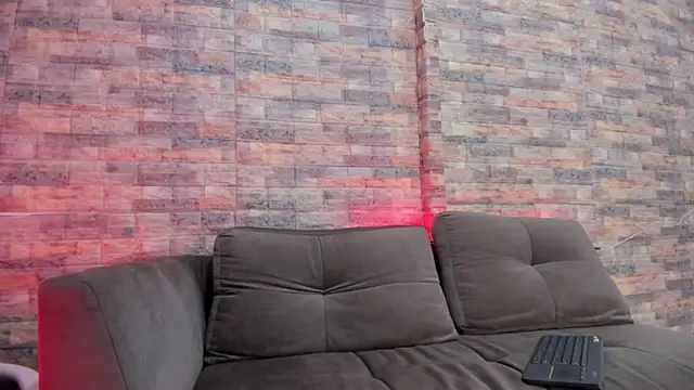 brad Browns online show from April 11, 2026, 1:04 pm