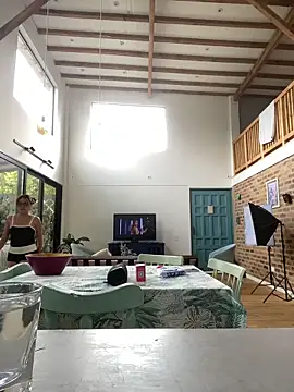 Kloe zaf online show from April 10, 2026, 8:27 pm