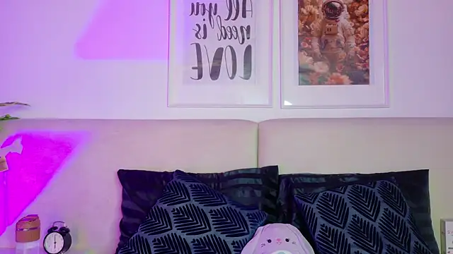 Gabbie Danger online show from April 14, 2026, 11:37 am