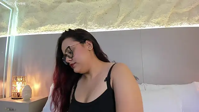 AlisonRoos online show from April 10, 2026, 4:19 am