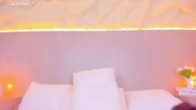 AlisonRoos online show from April 11, 2026, 7:45 am