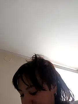 celeste beacker online show from April 10, 2026, 7:10 pm