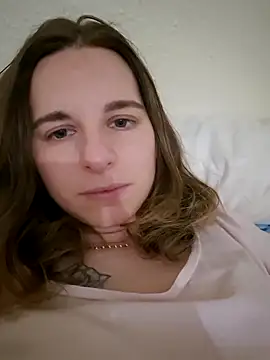 jade Montoe online show from April 9, 2026, 8:04 pm