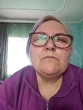 AureliaSky598 online show from April 13, 2026, 10:52 am