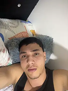 Max valiant online show from April 9, 2026, 12:01 am