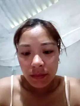 mia0033 online show from April 11, 2026, 4:53 am