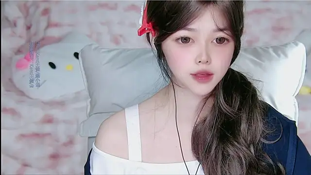 yaya-a online show from April 12, 2026, 4:54 pm