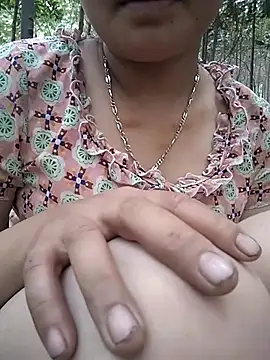 giahan1 online show from April 17, 2026, 10:40 am