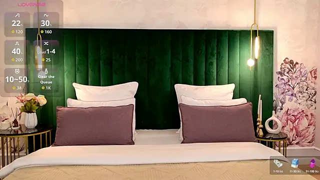 YunaStorm online show from April 14, 2026, 2:44 pm