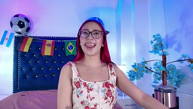 Snapshot of Amelie_adams chatting on July 16, 2026, 11:07 am Amelie adams online show from July 16, 2026, 11:07 am