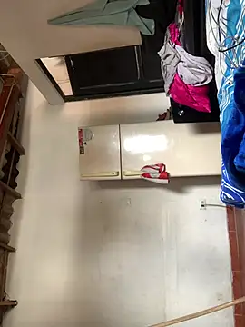 tyraba online show from April 15, 2026, 5:28 pm