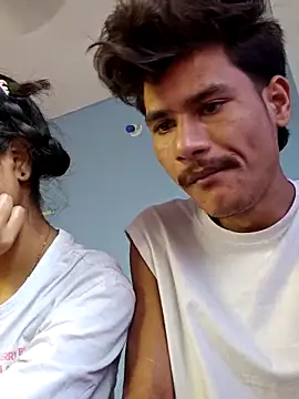 Sanaya07 online show from April 18, 2026, 9:22 am