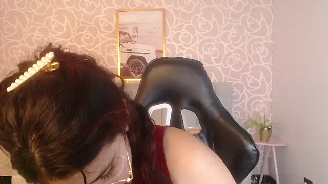 Scarlett jhonson ch online show from April 15, 2026, 7:58 pm