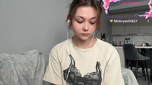 Thyeiysyla online show from April 11, 2026, 7:45 am