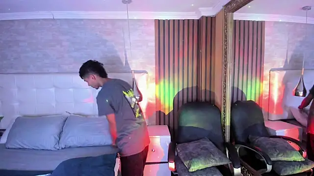 TysonMiller online show from April 18, 2026, 4:04 am