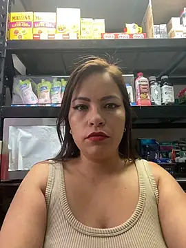 MIA ROSSEEE online show from June 25, 2026, 1:38 pm