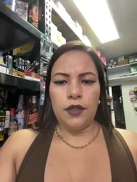 MIA ROSSEEE online show from May 6, 2026, 1:15 pm