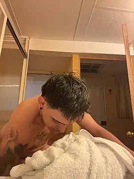 TommyHolland online show from April 12, 2026, 12:25 am