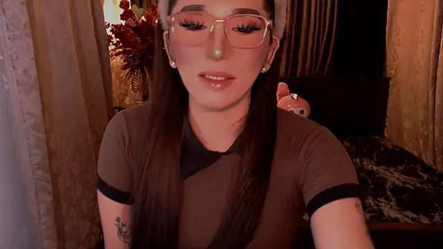 Snapshot of Precious_RoseDollxxx chatting on June 11, 2026, 11:24 pm Precious RoseDollxxx online show from June 11, 2026, 11:24 pm