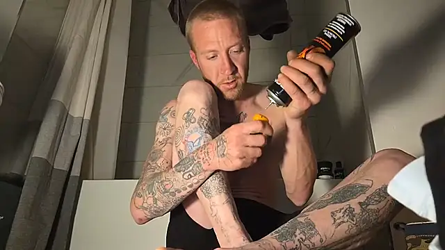 rawanduncut4u online show from April 16, 2026, 8:26 am