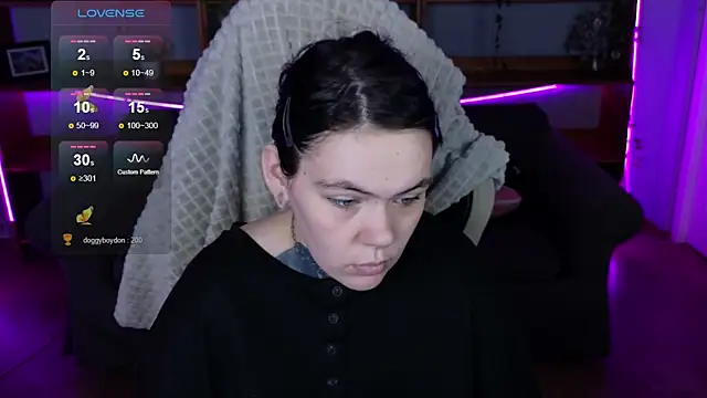 QwertyAnnie Lbo online show from April 9, 2026, 11:16 am