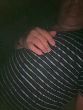 elysmay online show from April 9, 2026, 10:16 pm