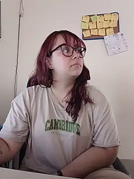 AliceScoot  online show from June 22, 2026, 6:05 pm