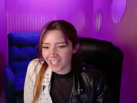 Emily Cherry  online show from May 11, 2026, 6:38 pm