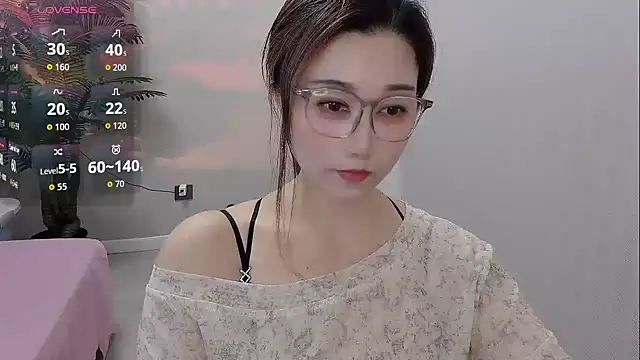 Yunxi- online show from May 8, 2026, 1:48 pm