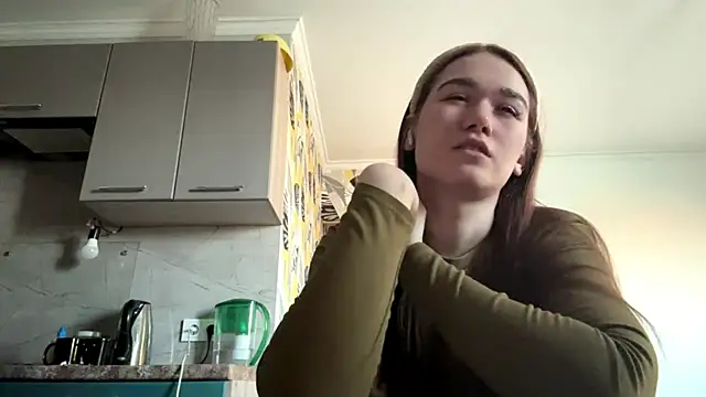 ValiriaX online show from April 17, 2026, 1:47 pm