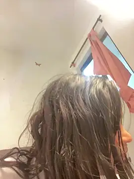 PetiteNai online show from April 12, 2026, 11:52 pm