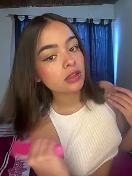 Megan-Moon online show from June 16, 2026, 9:04 pm