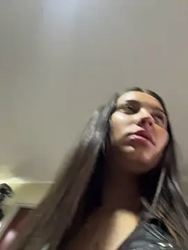 Lucyfer-fire online show from April 13, 2026, 11:14 am