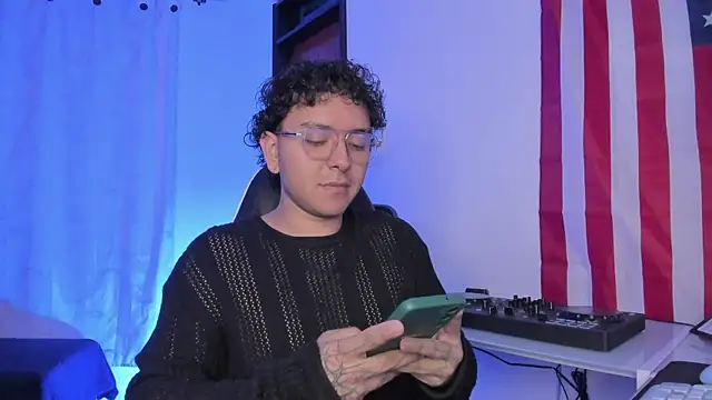 alexmontesco online show from April 29, 2026, 11:22 pm