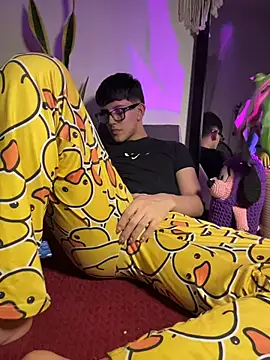 Poison Boys online show from July 5, 2026, 4:52 am