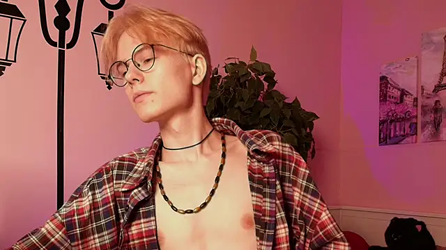 Liam Blair online show from April 15, 2026, 5:46 am