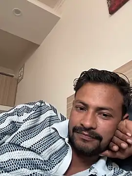 newdelhiBOY  online show from May 31, 2026, 9:15 am