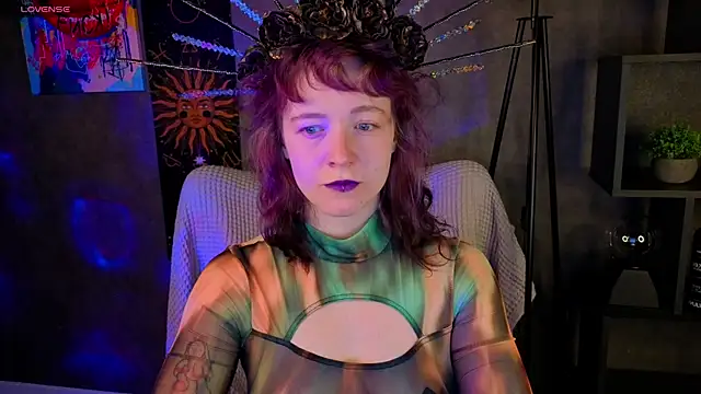 Snapshot of Ricki_Bloom chatting on July 18, 2026, 1:03 am Ricki Bloom online show from July 18, 2026, 1:03 am