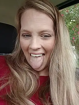 BOUNCYdddBRE online show from August 6, 2026, 6:58 pm