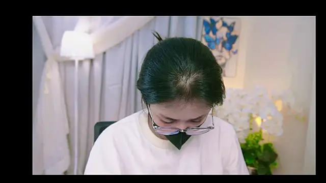 Snapshot of Chan_Chann chatting on May 1, 2026, 4:56 pm Chan Chann online show from May 1, 2026, 4:56 pm