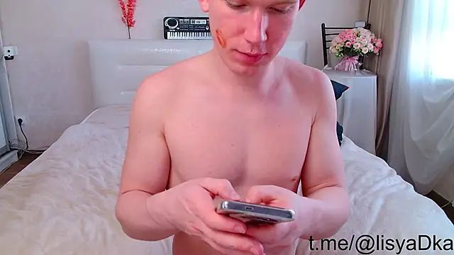 Snapshot of The_Slutty_Fox chatting on April 25, 2026, 1:41 pm The Slutty Fox online show from April 25, 2026, 1:41 pm