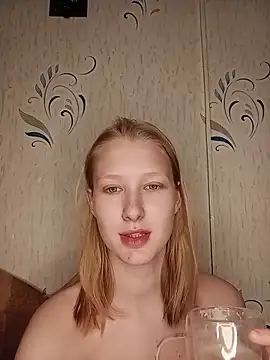 Tanya Savel online show from May 4, 2026, 6:22 pm