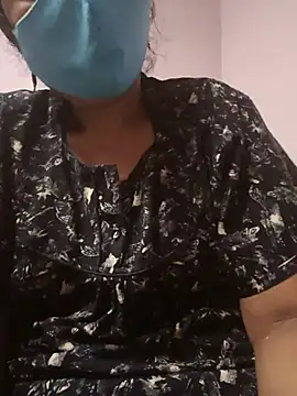 Tamilaunty35 online show from June 20, 2026, 7:19 pm