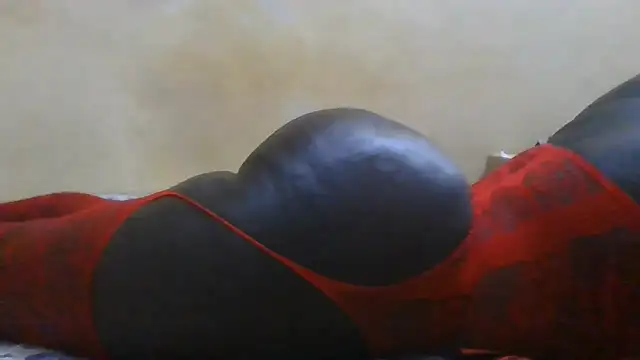 sweetbubbley online show from June 13, 2026, 4:05 pm