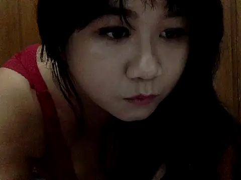 vixenrae online show from April 13, 2026, 7:40 pm