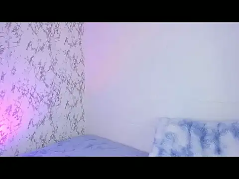 gia hofman online show from April 17, 2026, 1:03 pm