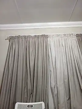 Therealdeedesirae online show from April 16, 2026, 4:13 am