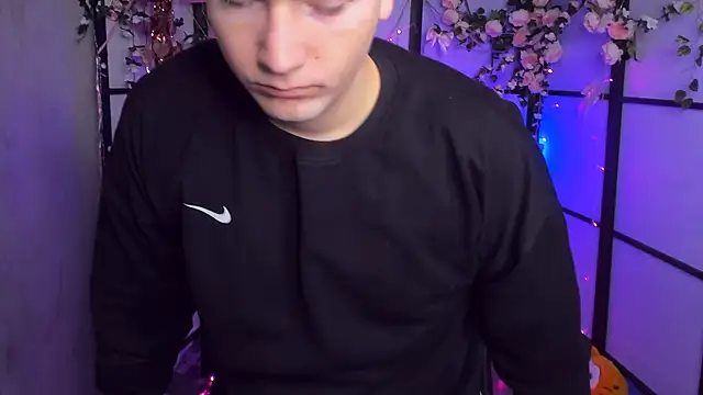 ZackVibe online show from April 20, 2026, 6:49 am