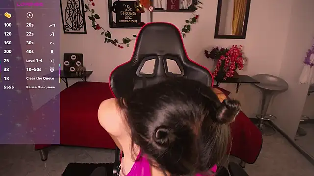 milu1220  online show from April 14, 2026, 4:01 pm